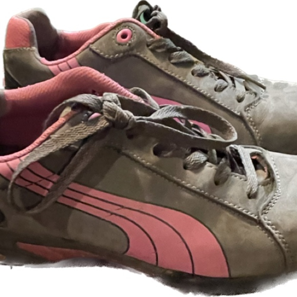 Puma Steel toe tennis shoe